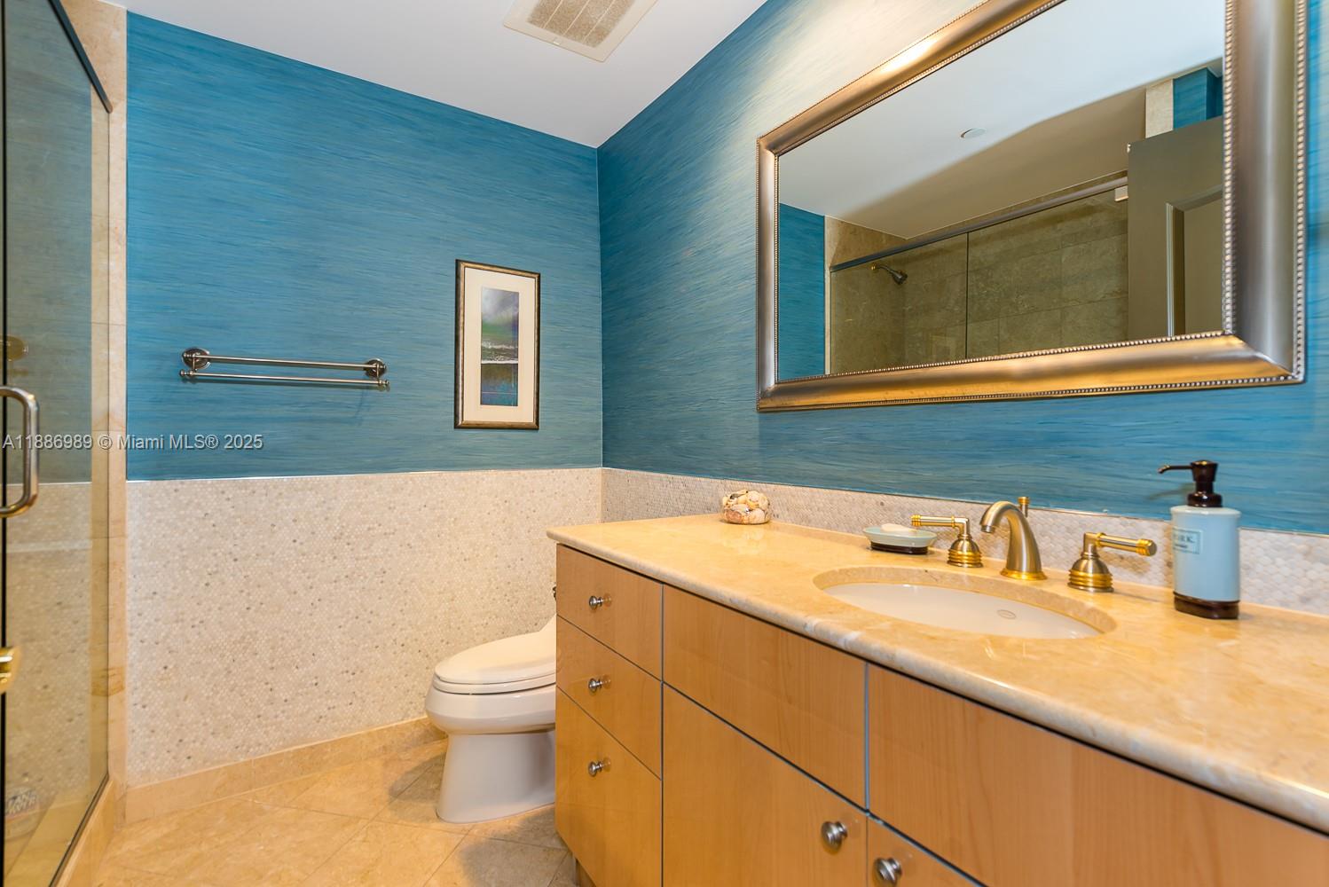 VILLAS OF POSITANO CONDO - Residential Lease