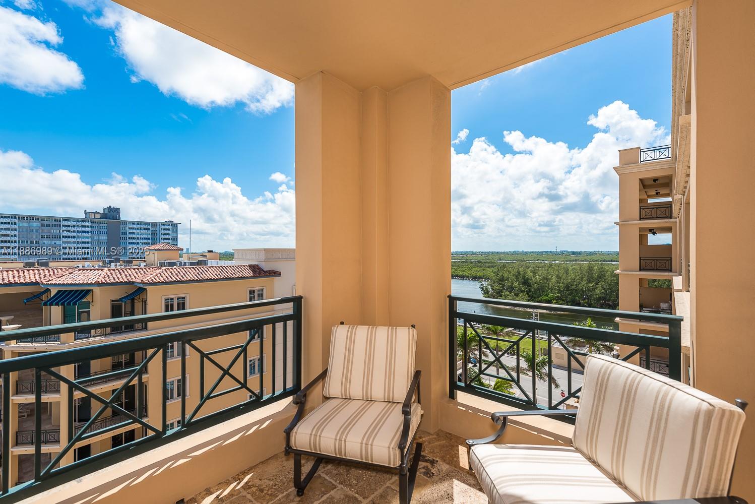 VILLAS OF POSITANO CONDO - Residential Lease