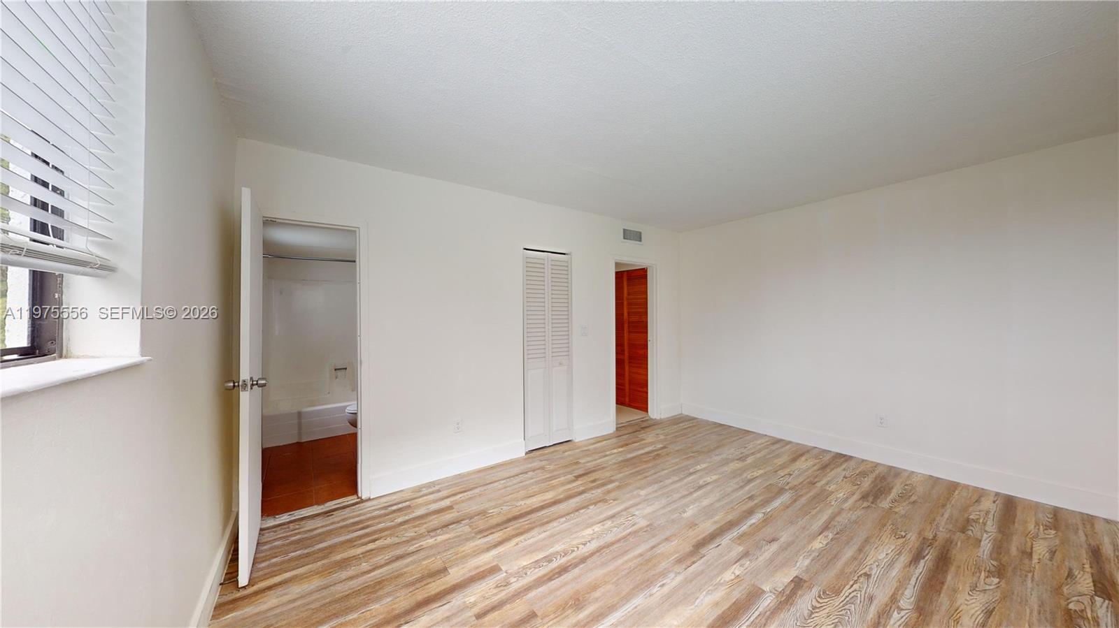 REM FOSTER & SANCHEZ TRAC - Residential Lease