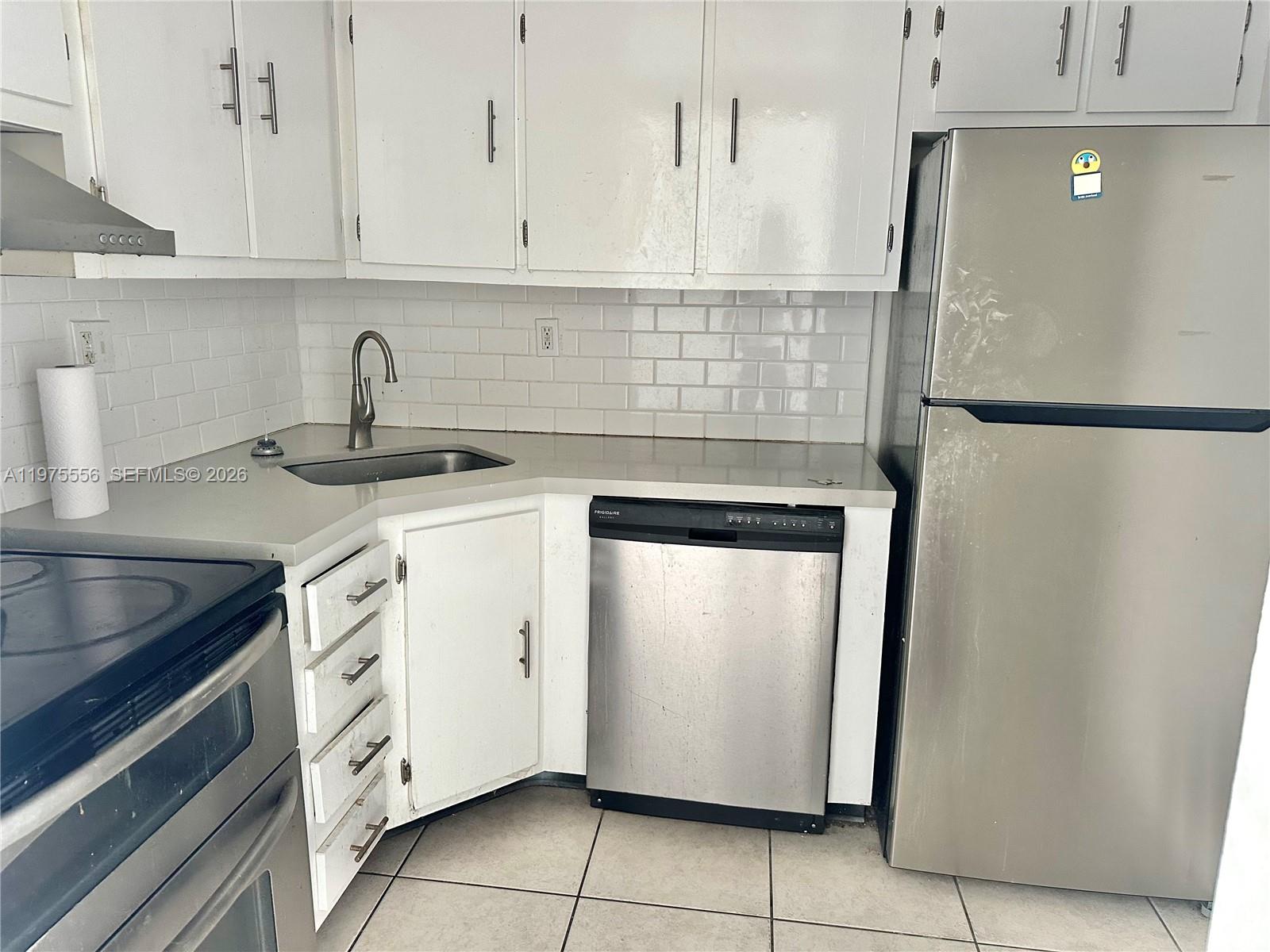 REM FOSTER & SANCHEZ TRAC - Residential Lease