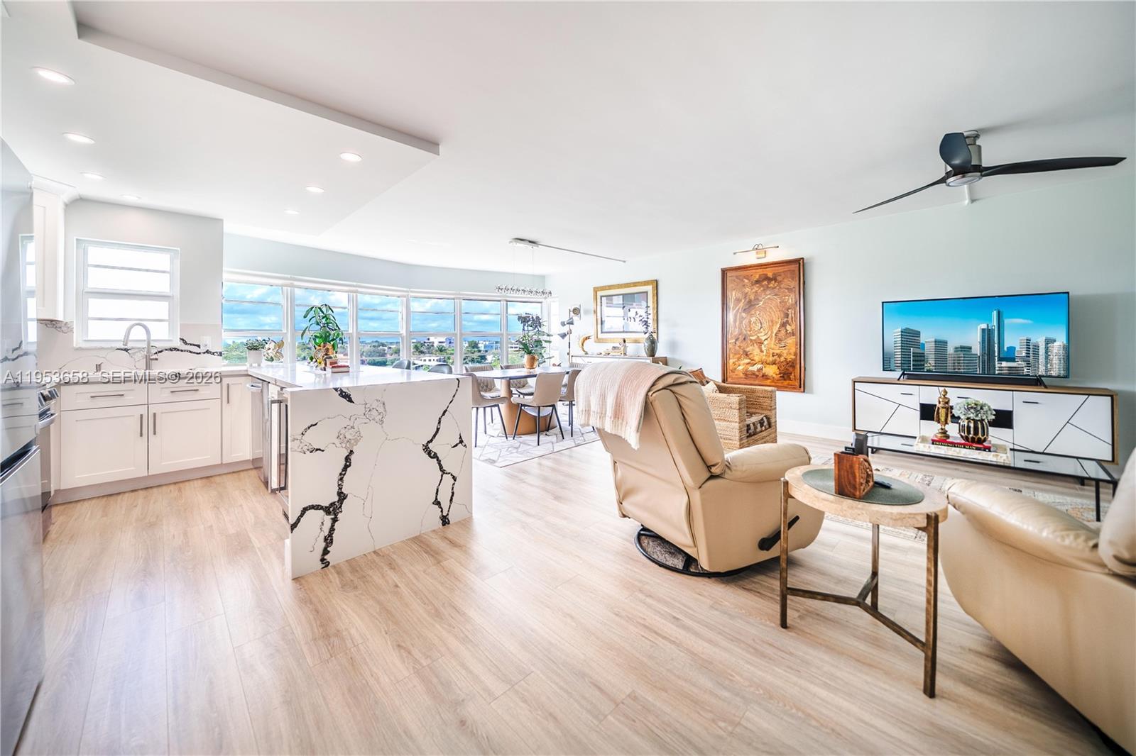 COUNTRY CLUB TOWERS CONDO - Residential