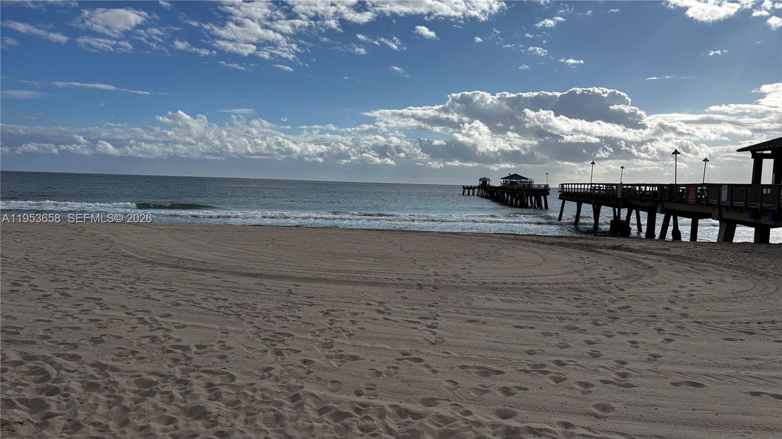 COUNTRY CLUB TOWERS CONDO - Residential