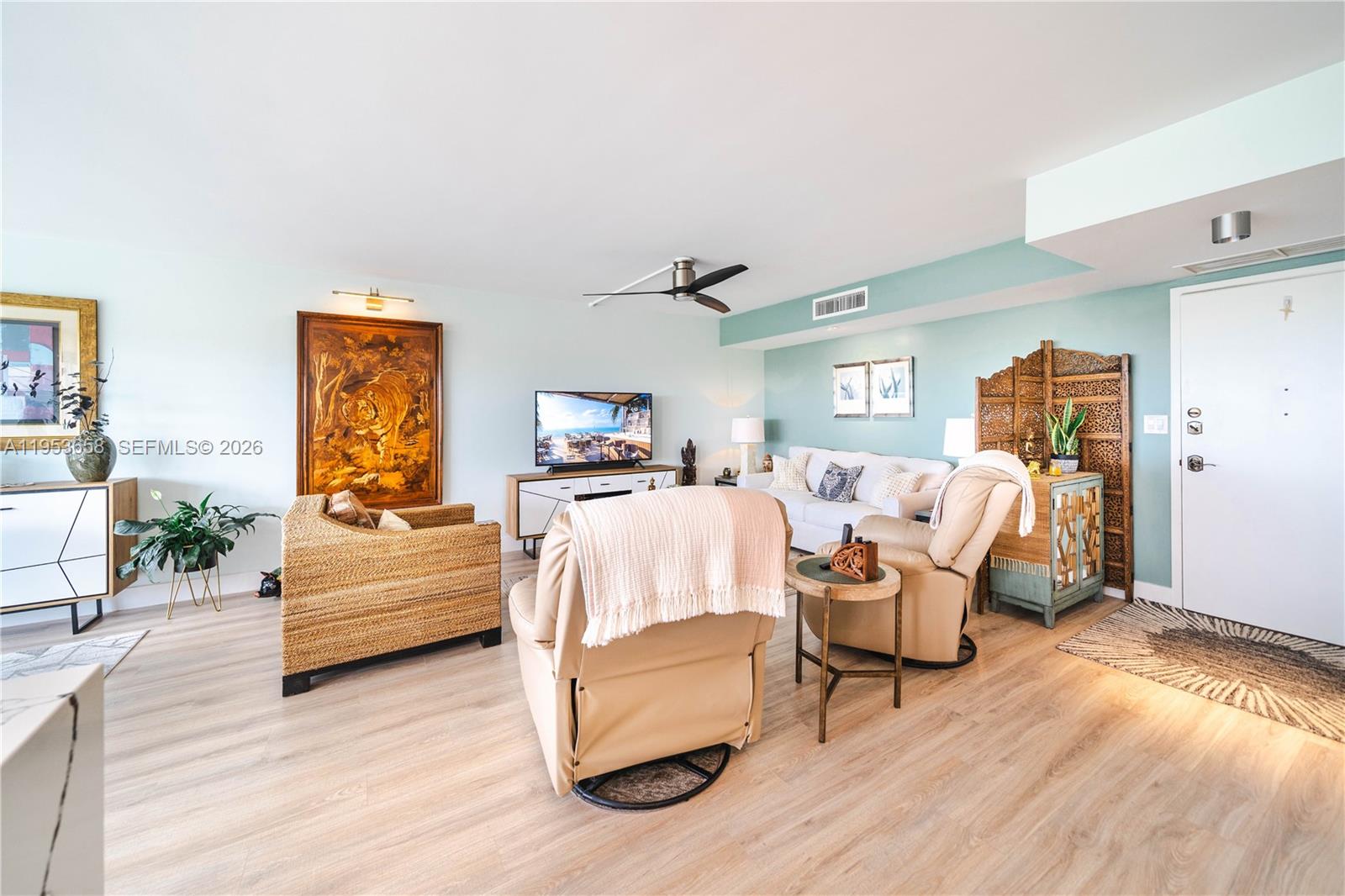 COUNTRY CLUB TOWERS CONDO - Residential