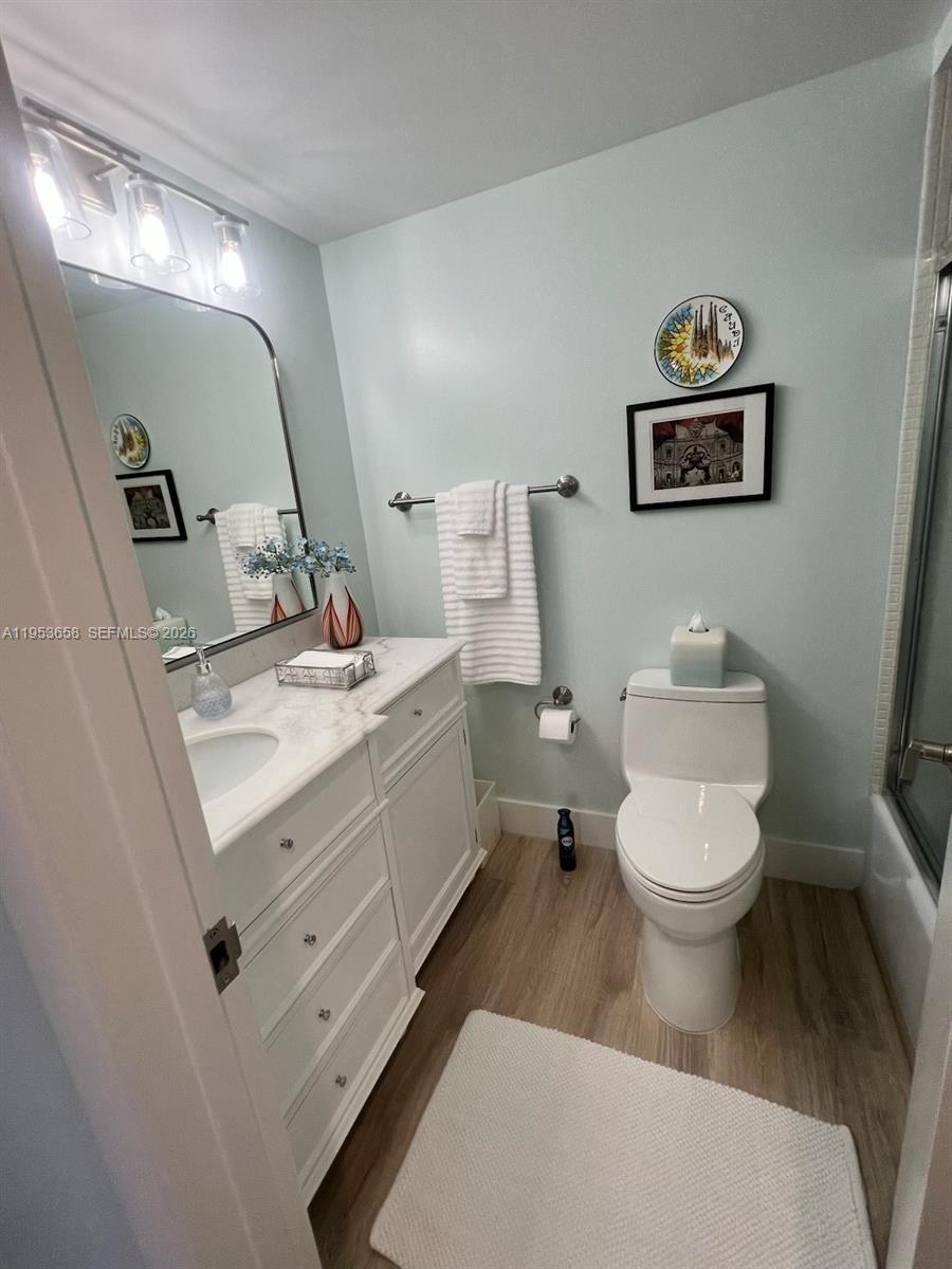 COUNTRY CLUB TOWERS CONDO - Residential