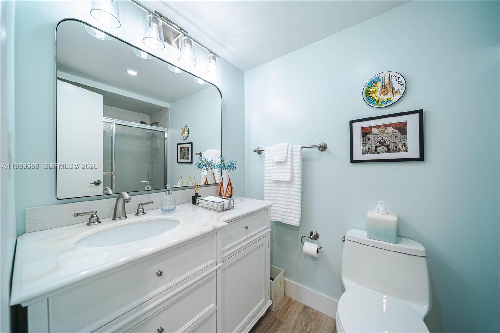 COUNTRY CLUB TOWERS CONDO - Residential