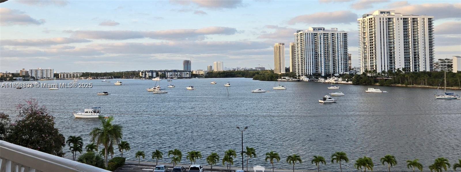 Rental Property at 2905 Point East Dr L608, Aventura, Miami-Dade County, Florida - Bedrooms: 1 
Bathrooms: 1  - $1,850 MO.