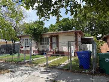 1075 NW 28th St Miami FL 33127