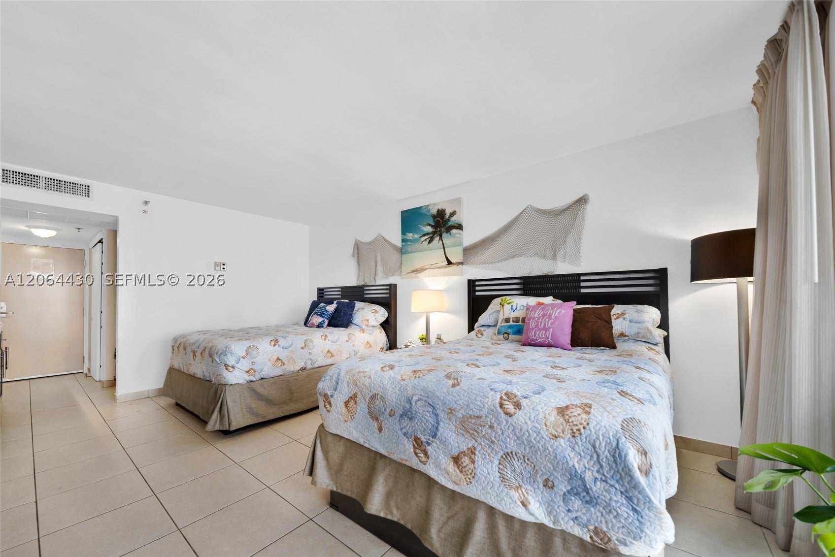 19201 N Collins Ave 1117