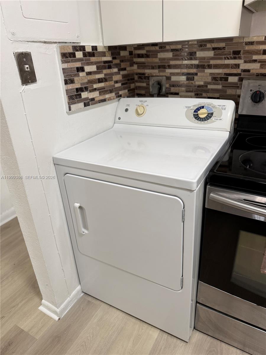 LOS ARBOLES CONDO - Residential