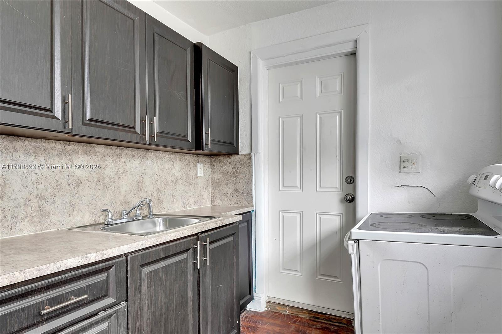 BUENA VISTA GARDENS - Residential Income