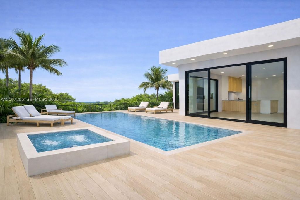 Photo of 2000 SW 18th Ave, Fort Lauderdale, FL 33315 (MLS # A12007205)