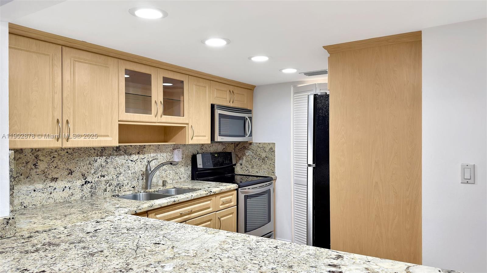 FUTURA SANSOVINO CONDO - Residential