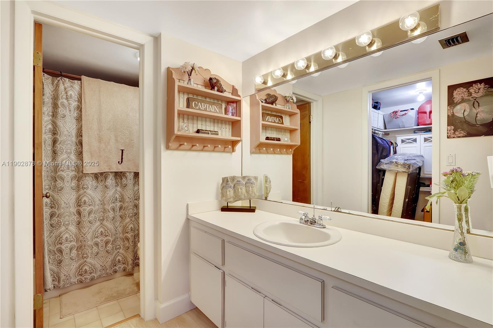 FUTURA SANSOVINO CONDO - Residential