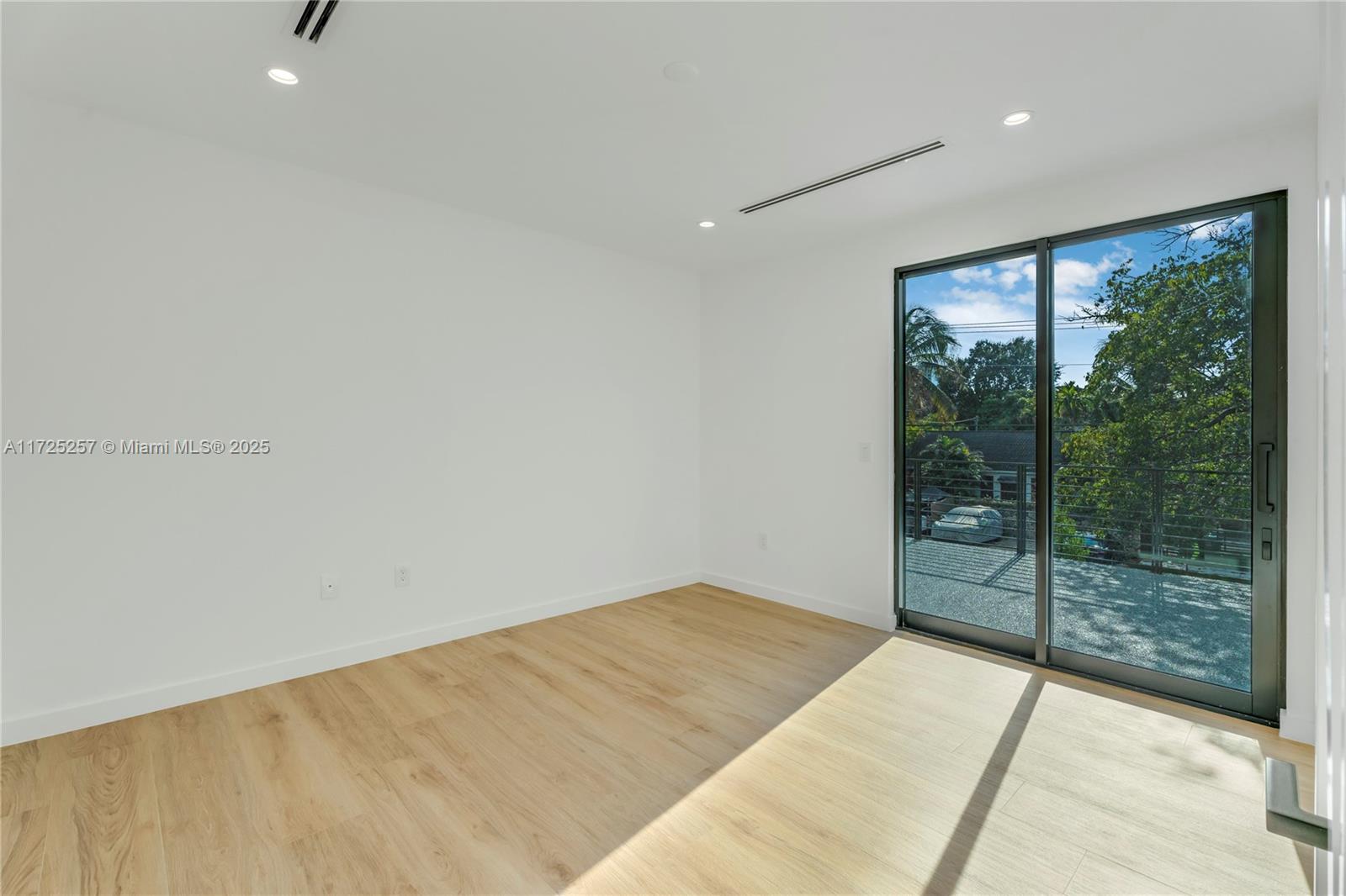 BABBITT & BATES - Residential