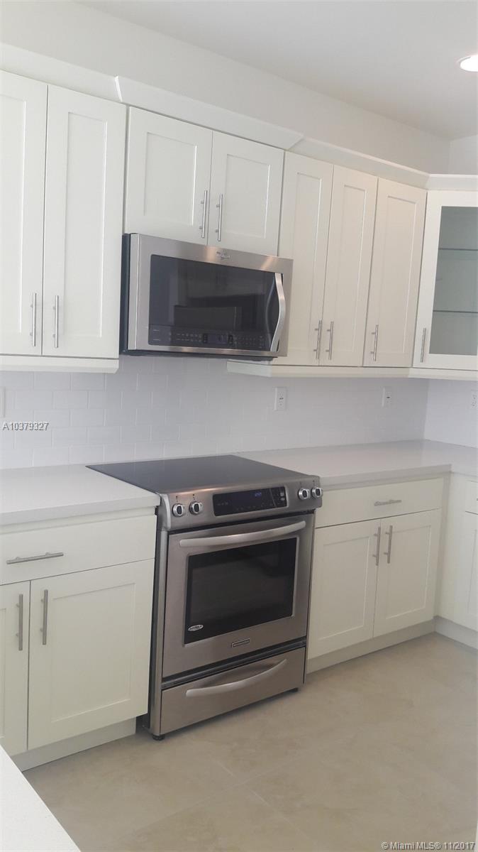 Doral Cay - Residential Lease