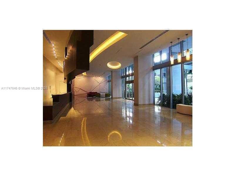 THE AXIS ON BRICKELL COND - Residential Lease