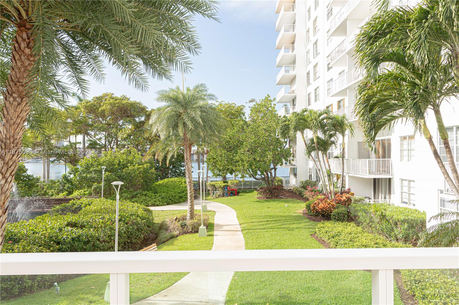 ADMIRALS PORT CONDO EAST - Residential