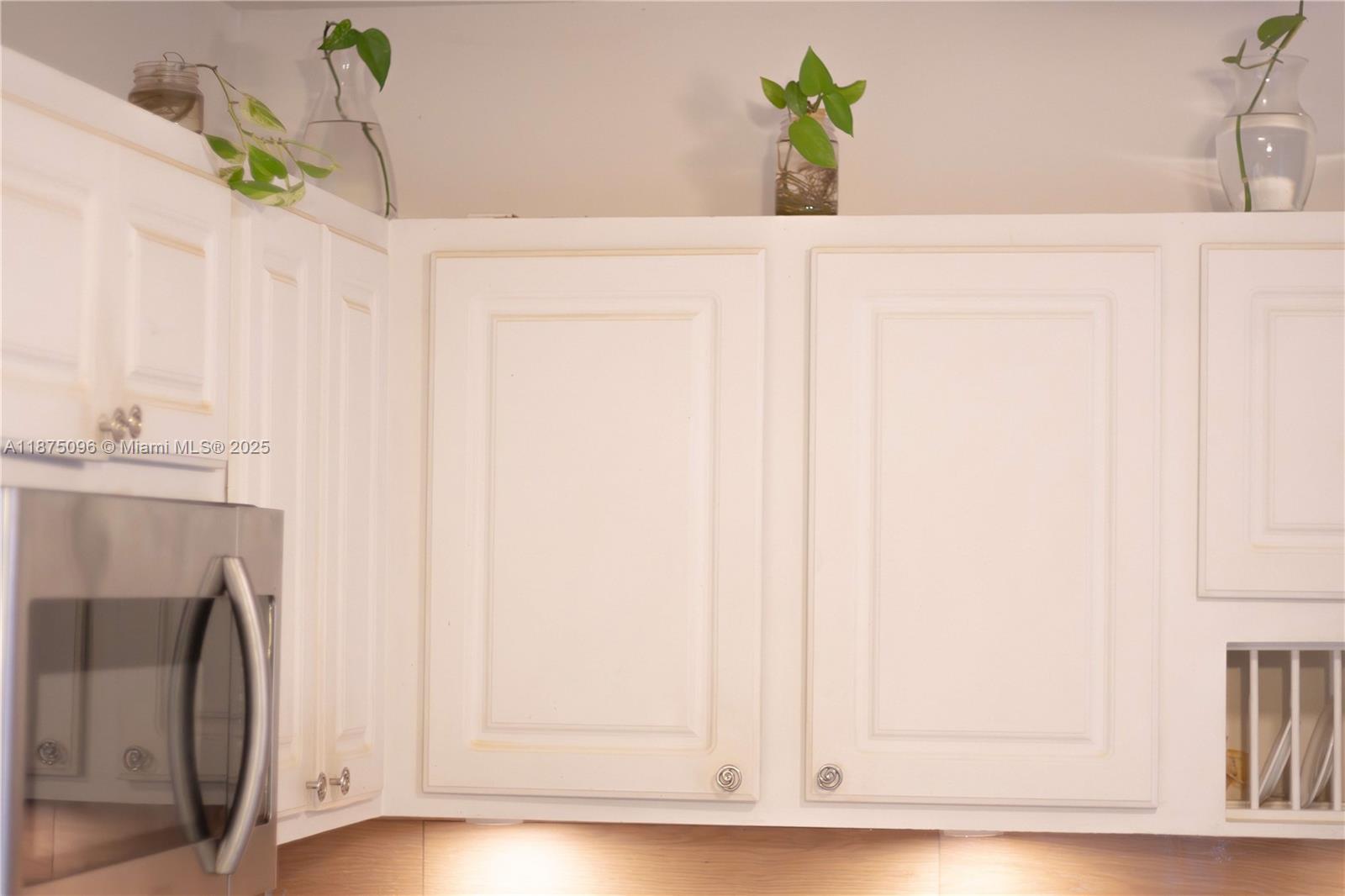 ADMIRALS PORT CONDO EAST - Residential