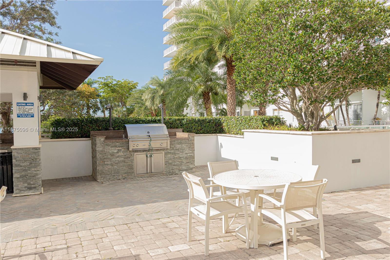 ADMIRALS PORT CONDO EAST - Residential