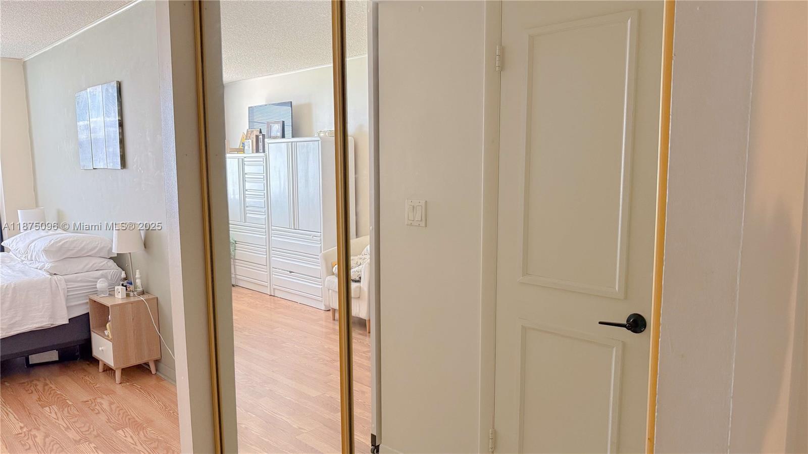 ADMIRALS PORT CONDO EAST - Residential