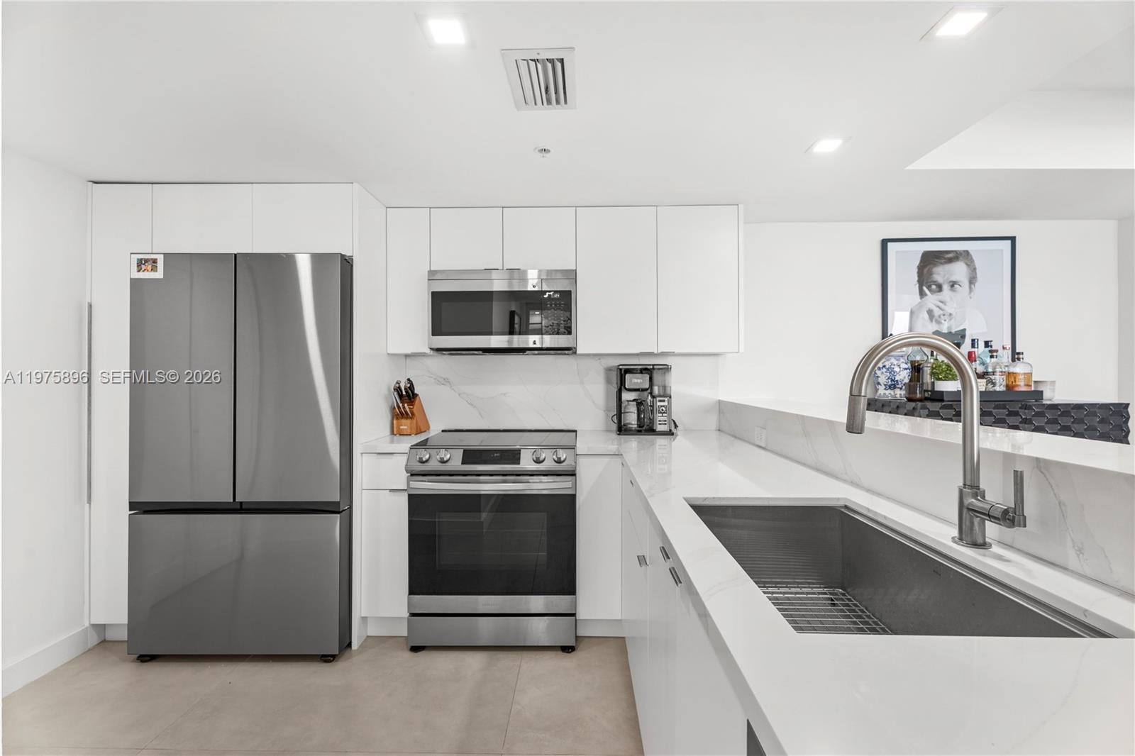 THE FLORIDIAN CONDO - Residential