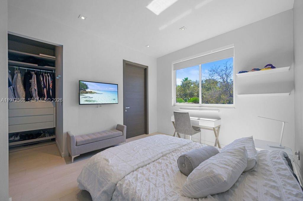 PRESIDENTIAL ESTATES SUB - Residential