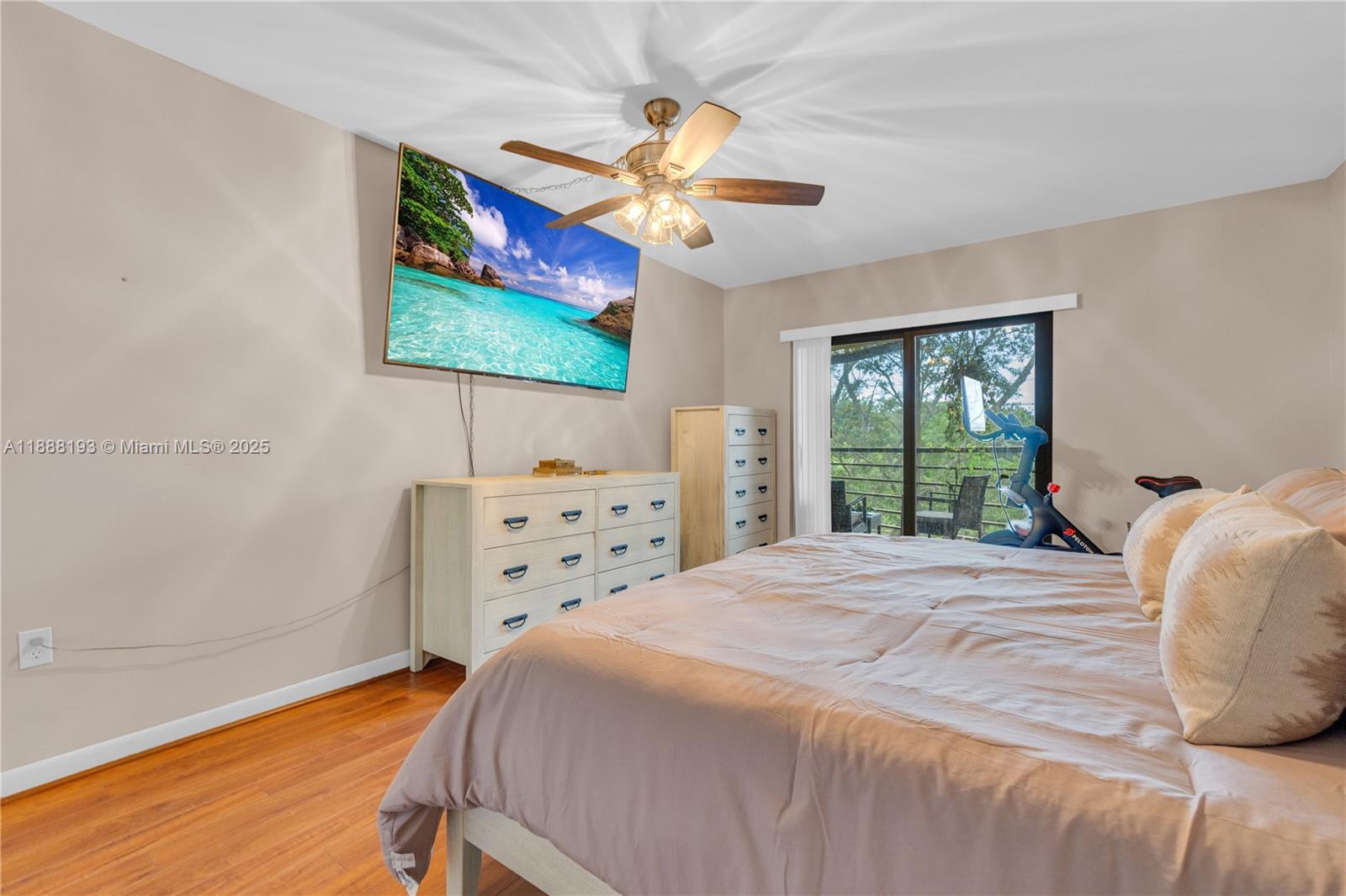 PLANTATION CLUB A CONDO - Residential