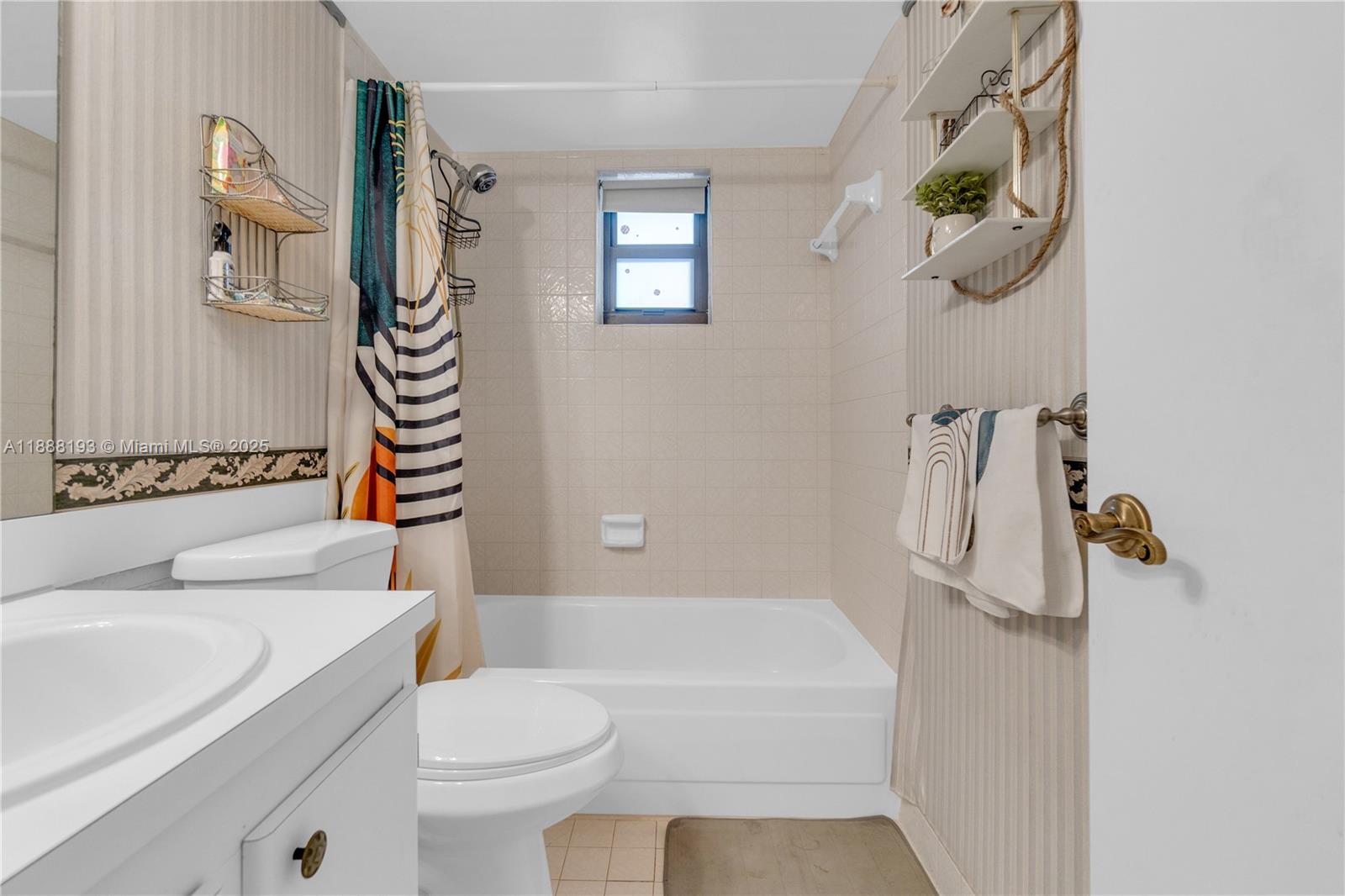 PLANTATION CLUB A CONDO - Residential