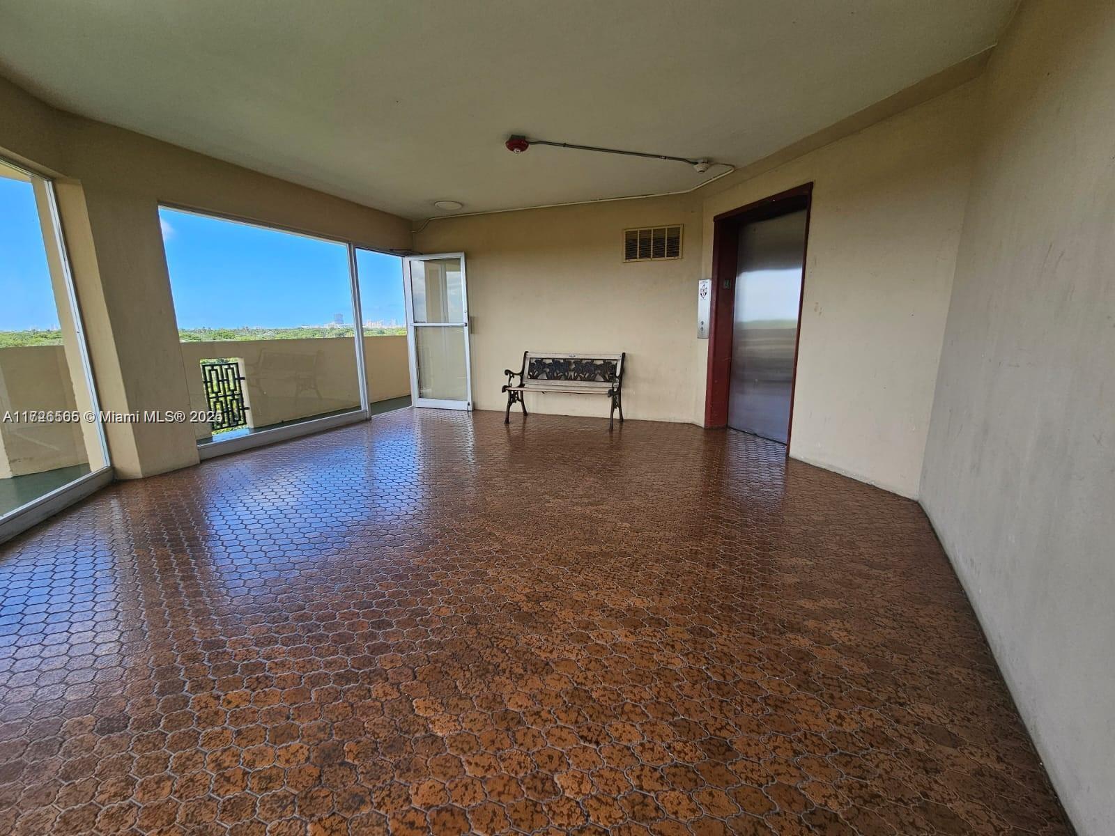 JADE WINDS GROUP - - Residential