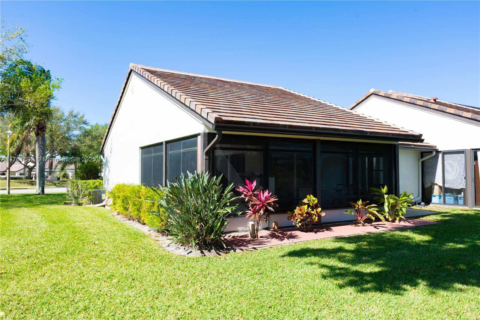 PARKWALK 1 - Residential
