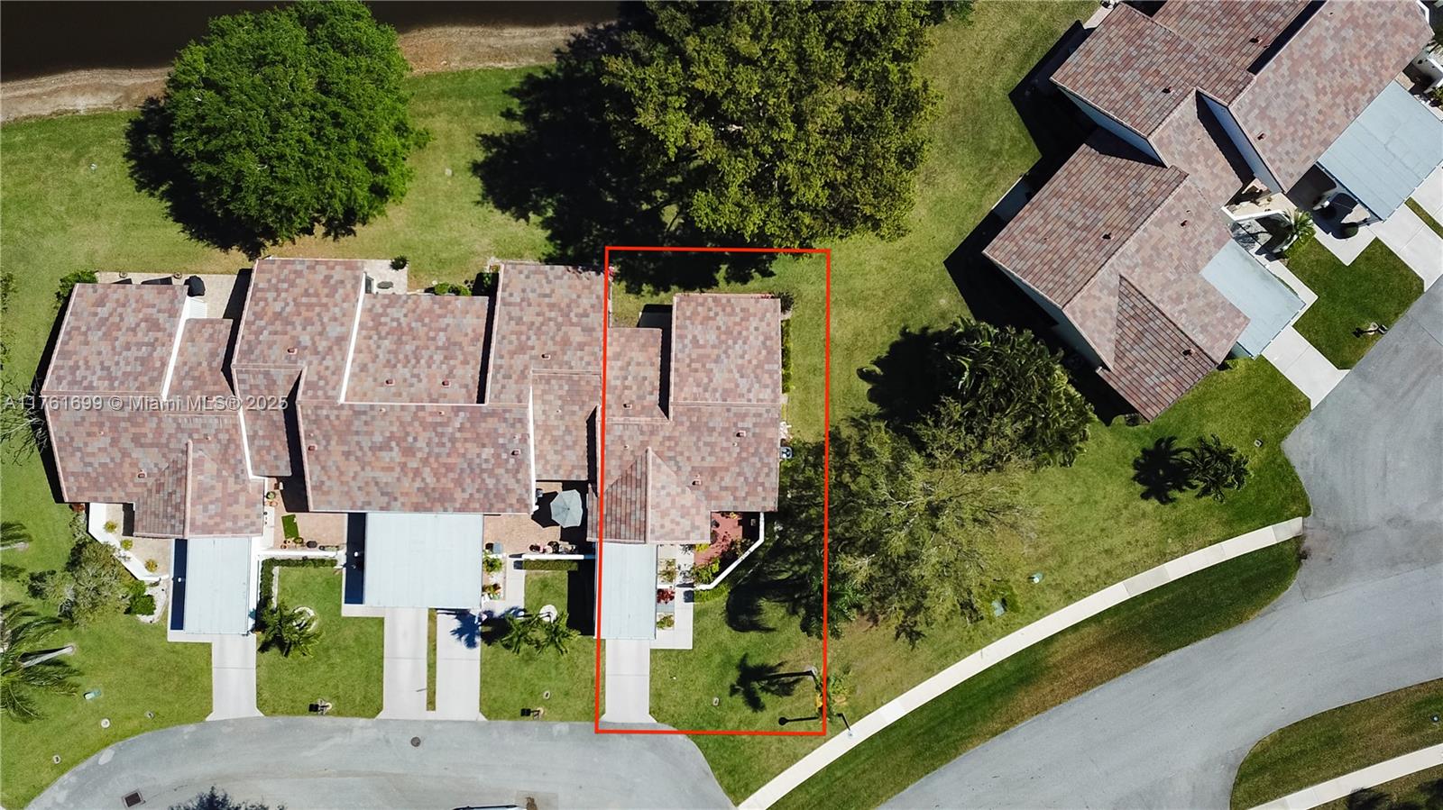 Nestled in the highly sought-after 55+ community of The Landings in Boynton Beach, this pristine 2-bedroom, 2-bath home is a true gem. Boasting great curb appeal and a beautifully manicured landscape, this residence welcomes you with charm and elegance from the moment you arrive.
With a brand-new roof, impact windows and doors, and a breathtaking lake and golf course view, this home offers both sophistication and peace of mind. Step inside to find an upgraded kitchen and beautifully remodeled bathrooms, enhancing the warmth and style of this delightful retreat. The spacious living room, family room, and master bedroom showcase stunning water views, creating a serene ambiance throughout. This home is an absolute dream for those seeking comfort, style, and a vibrant community lifestyle.