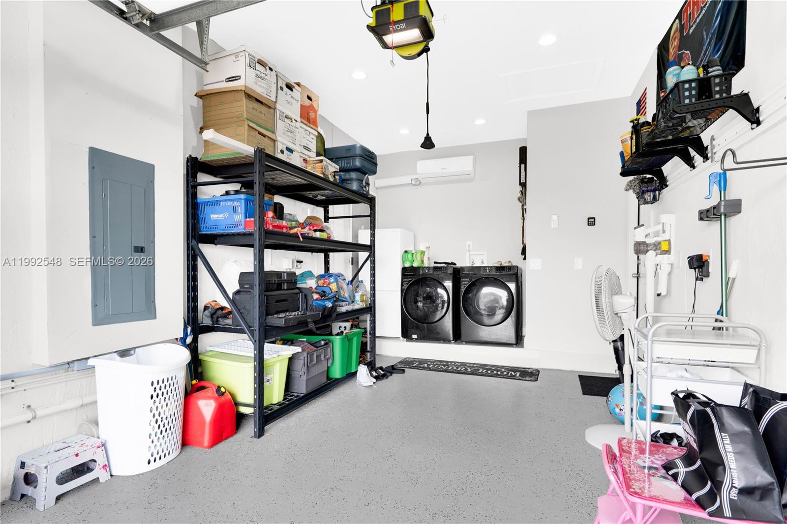 GRACELAND ESTATES NORTH - Residential Lease