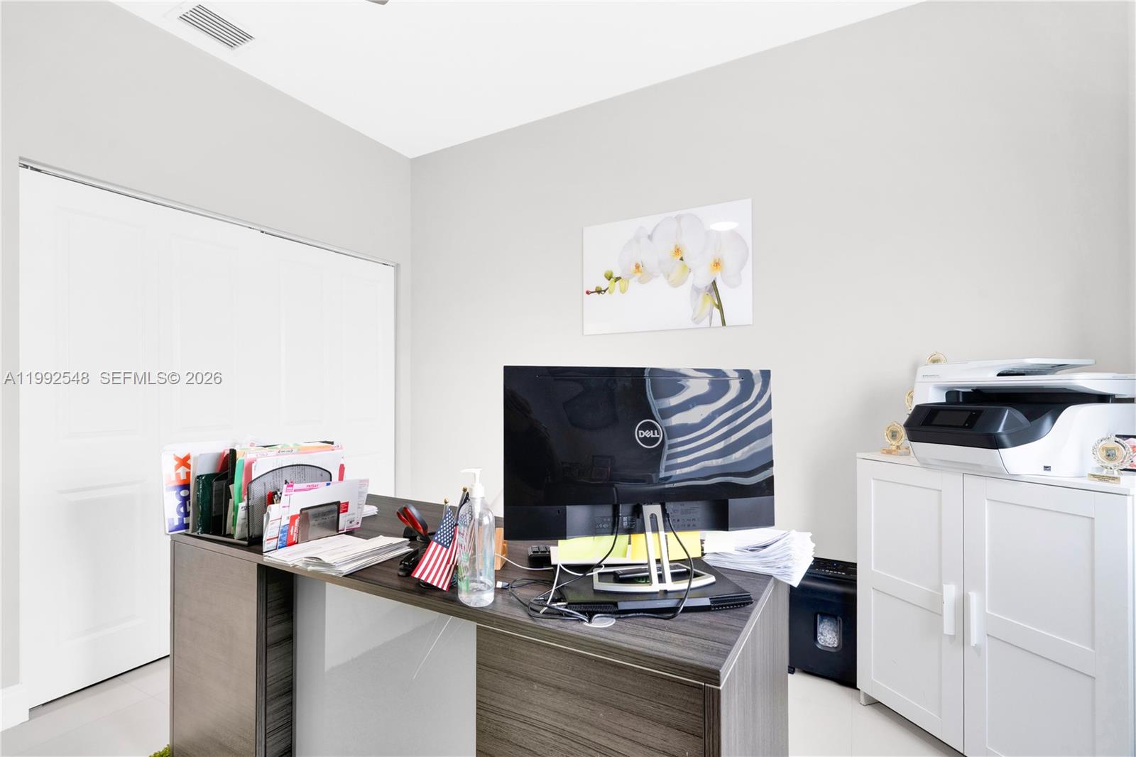 GRACELAND ESTATES NORTH - Residential Lease