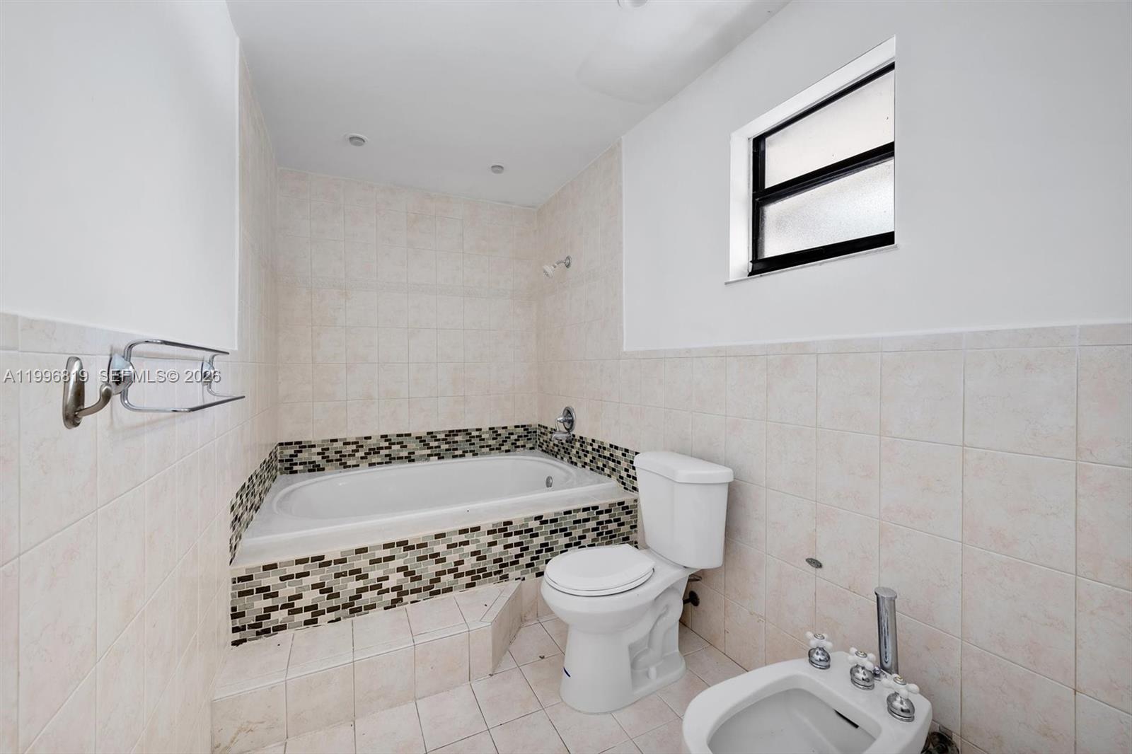 CORAL GABLES COUNTRY CLUB - Residential