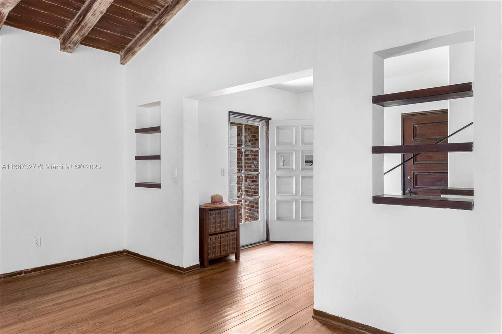 BEACH VIEW ADDN - Residential