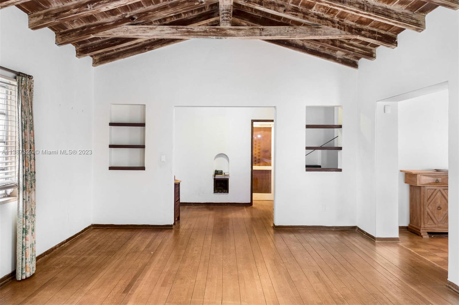 BEACH VIEW ADDN - Residential