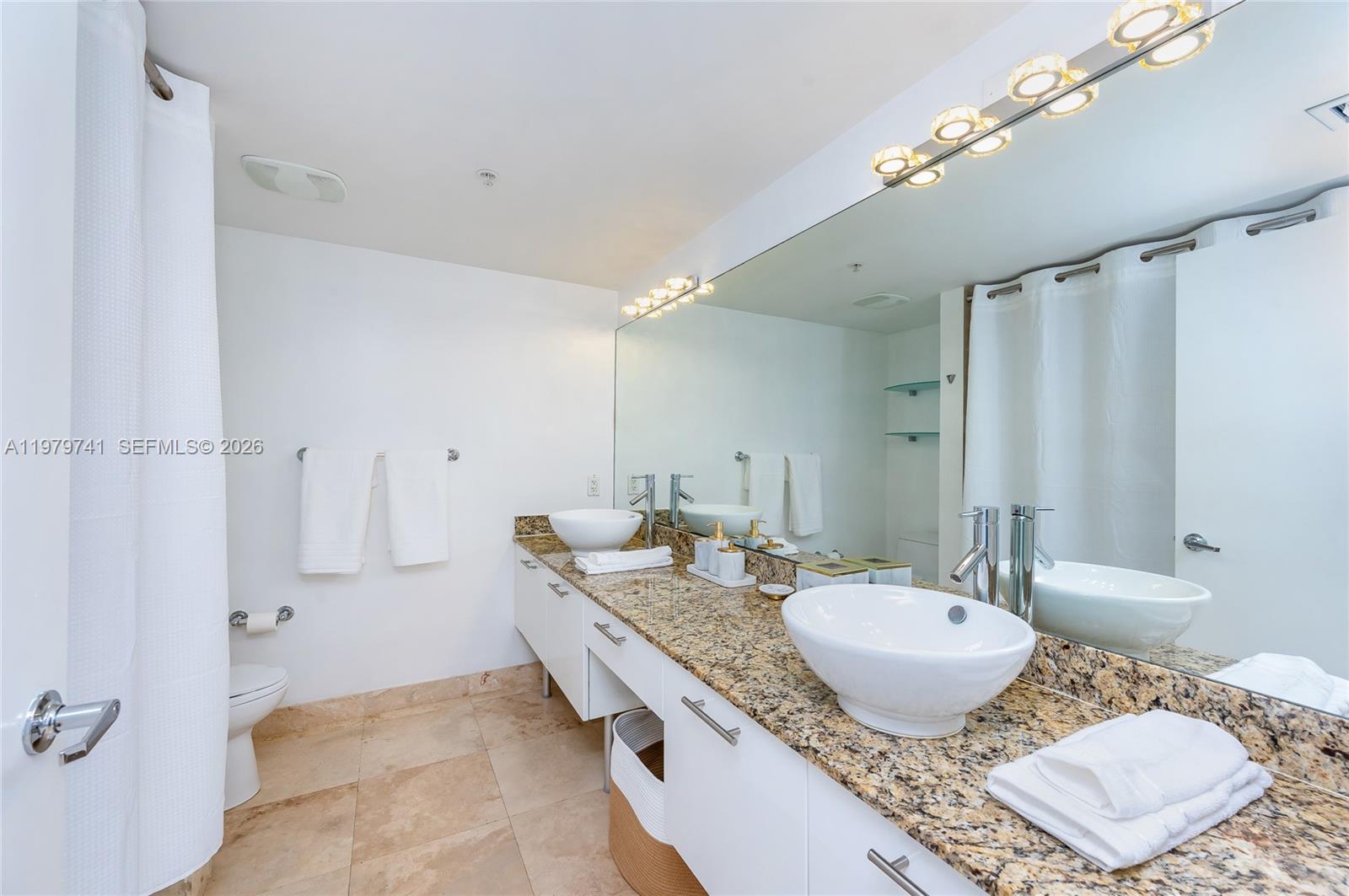 BRICKELL ON THE RIVER S T - Residential Lease