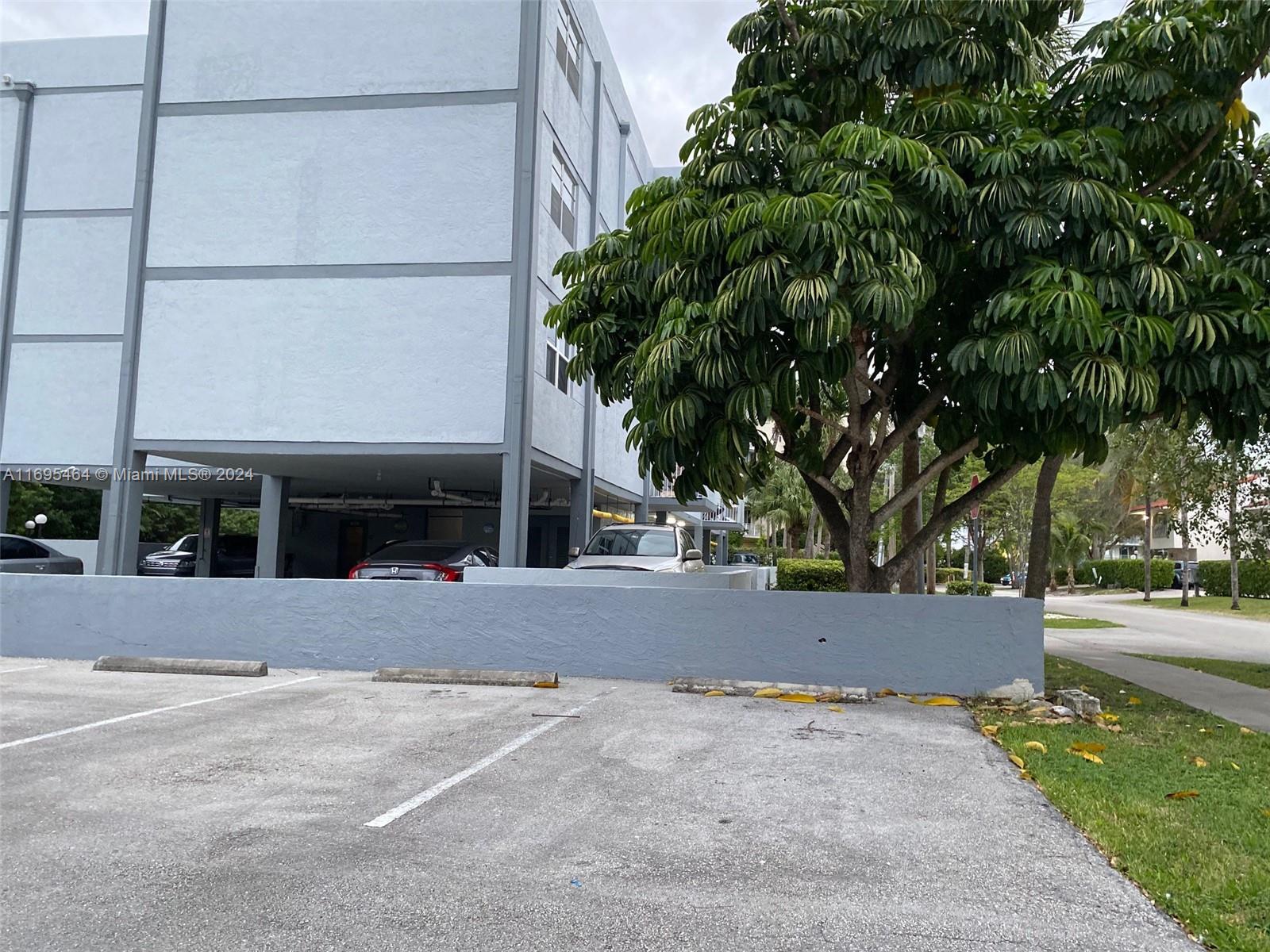 PINE TOWER CONDO - Residential