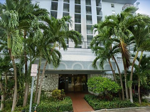 Photo of 899 West Ave #3M, Miami Beach, FL 33139 (MLS # A11917971)