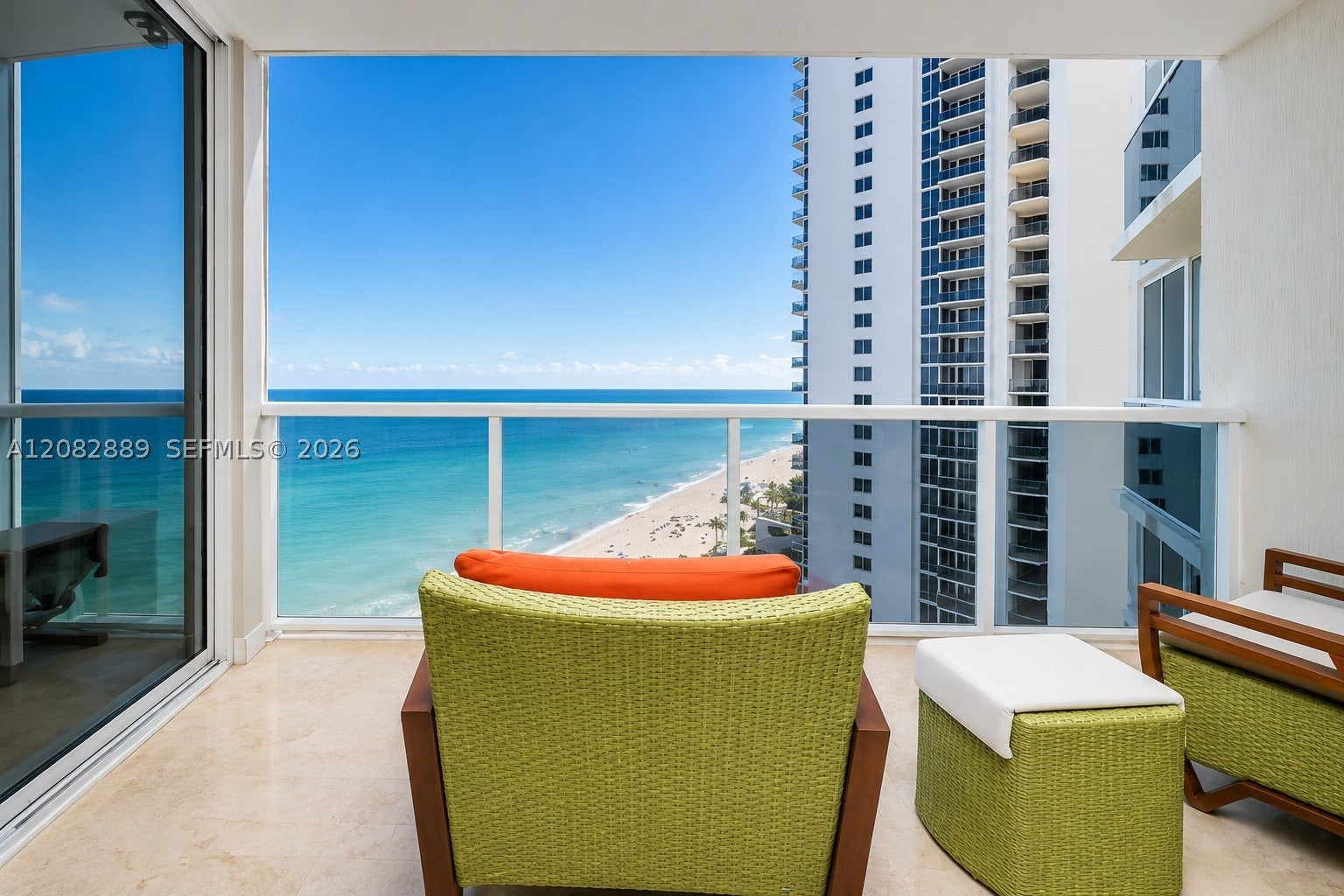 19111 Collins Ave 1602