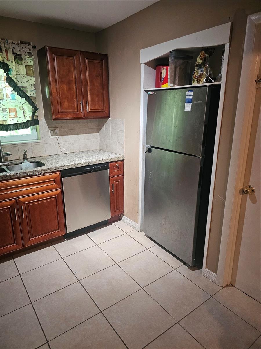 LEISUREVILLE SECOND SEC - Residential