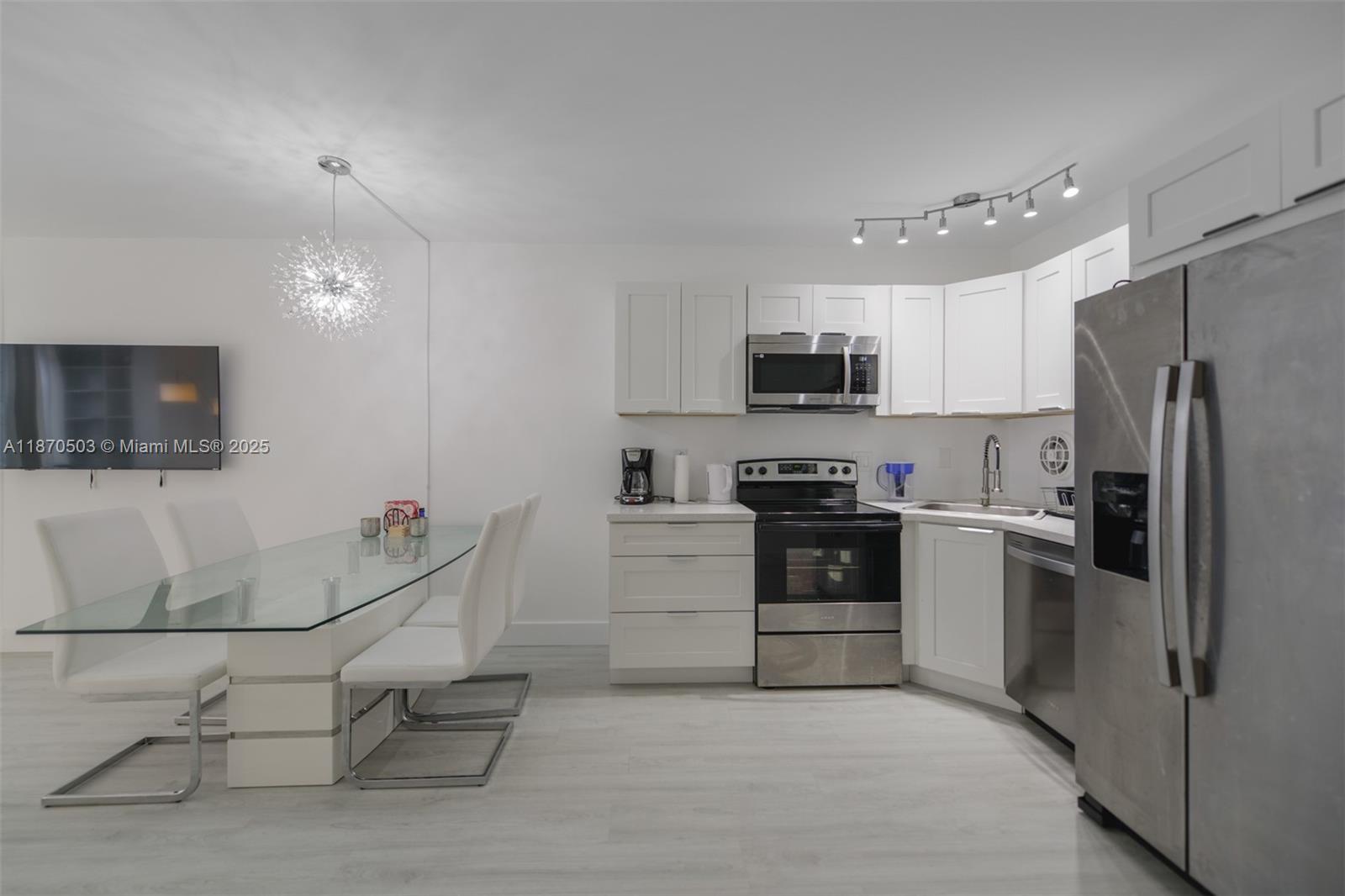 TAROMINA APTS CO-OP - Residential