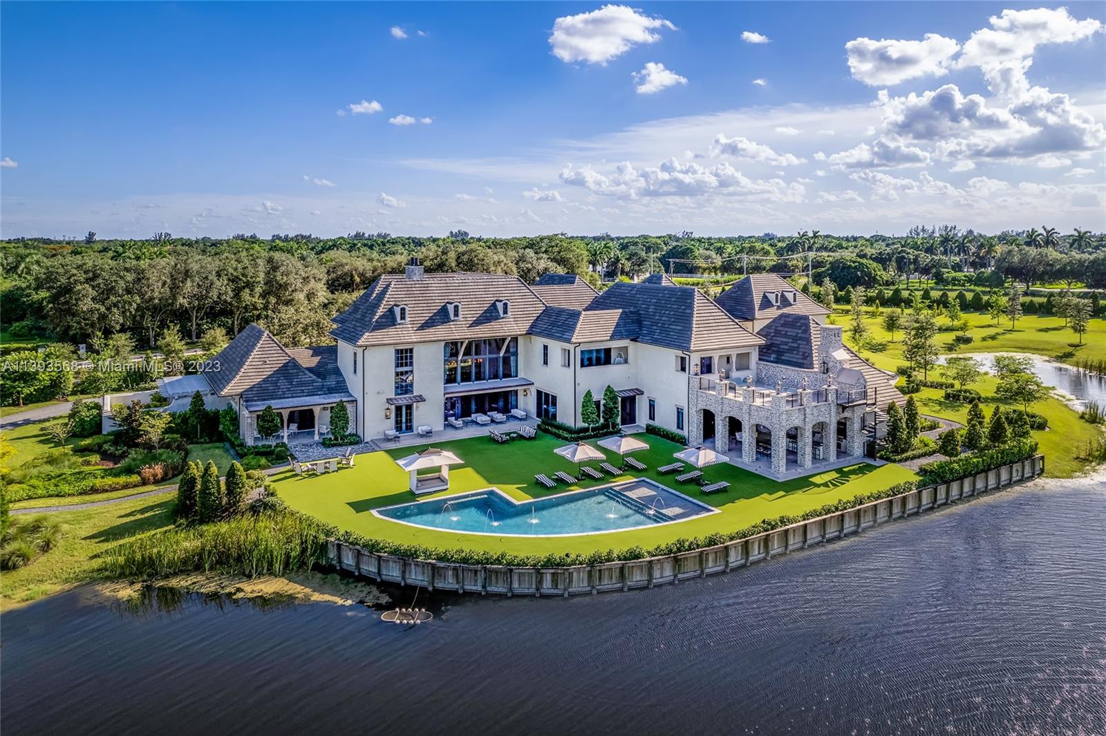 SOUTHWEST RANCHES - Residential