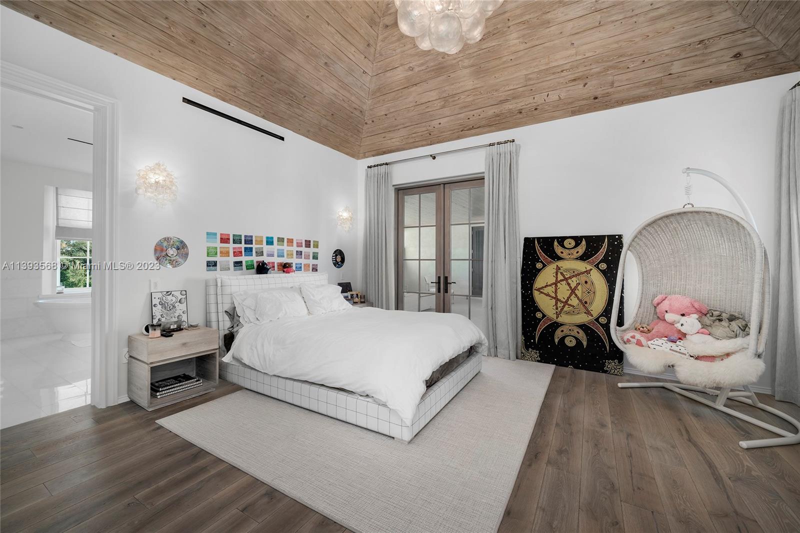 SOUTHWEST RANCHES - Residential