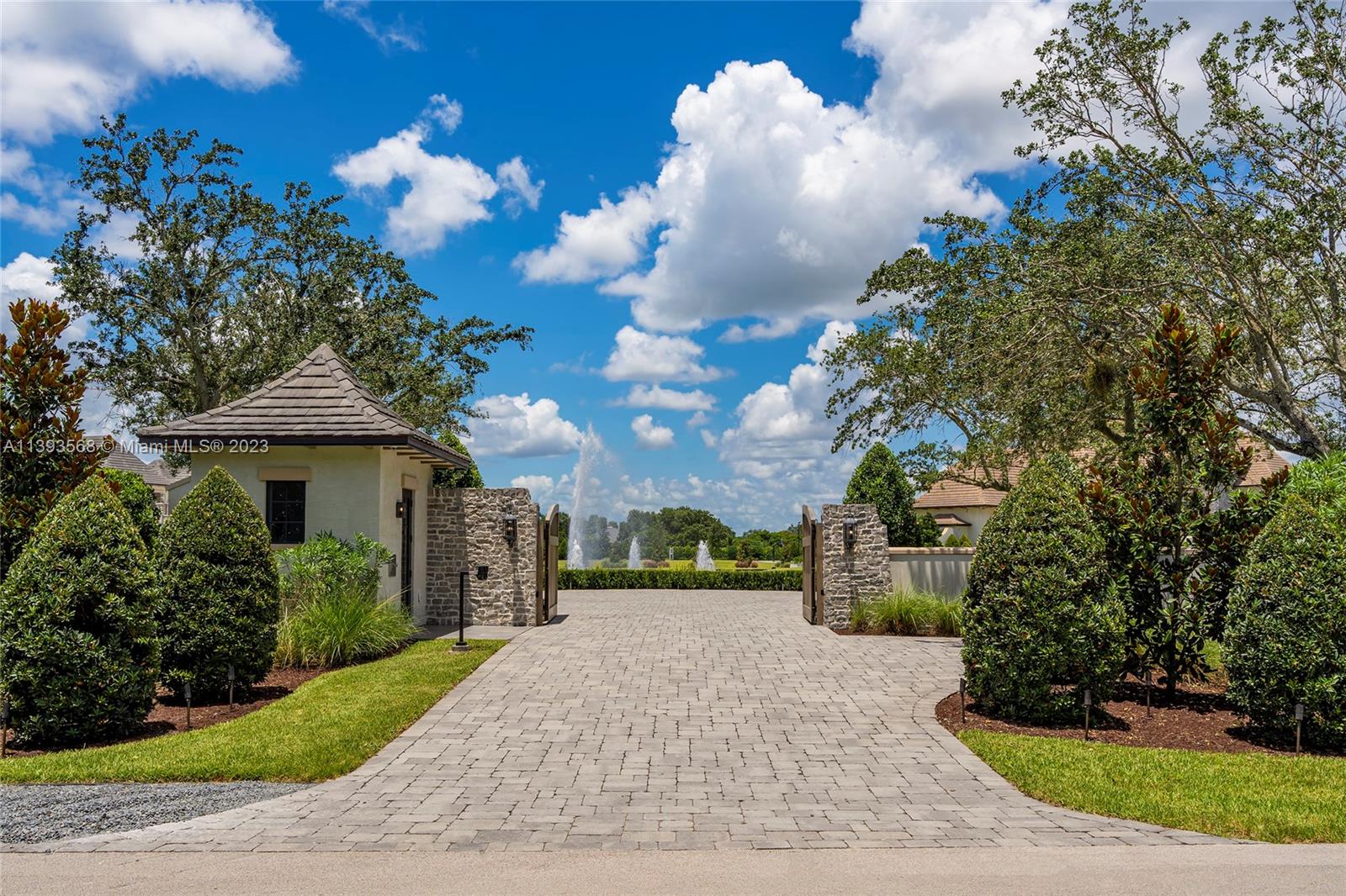 SOUTHWEST RANCHES - Residential