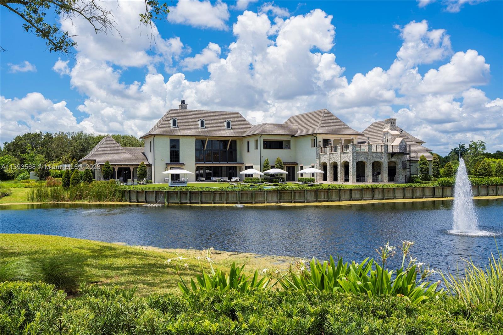 SOUTHWEST RANCHES - Residential