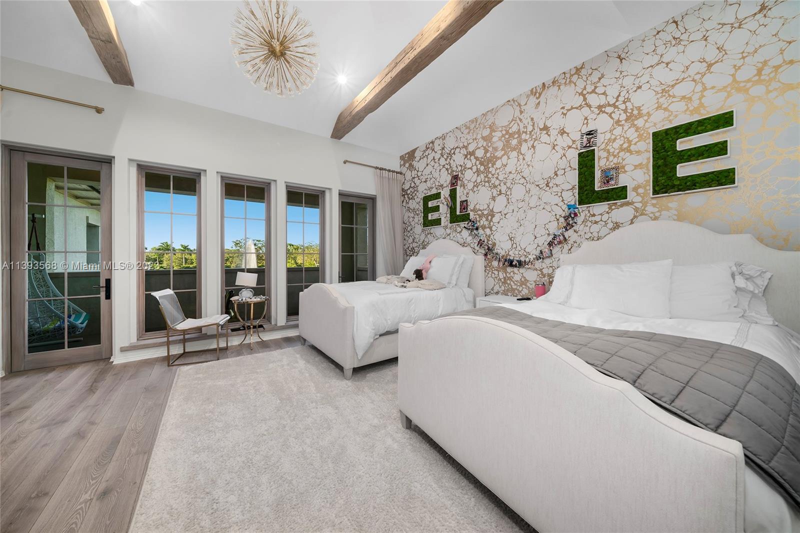 SOUTHWEST RANCHES - Residential