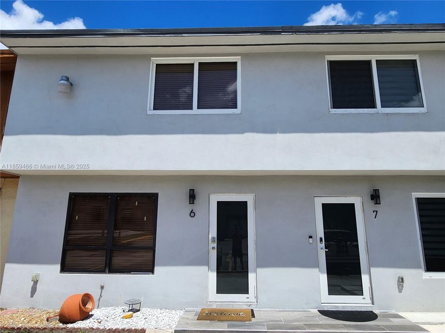 Beautiful 2-bedroom, 1.5-bath condo with a versatile den that can easily be converted into a 3rd bedroom. Located in the heart of Miami, this home offers a spacious layout with plenty of natural light, a cozy patio for outdoor enjoyment, and functional living spaces perfect for families or investors. Conveniently situated near major highways, shopping, dining, and entertainment. A great opportunity to own in a desirable location with endless potential!