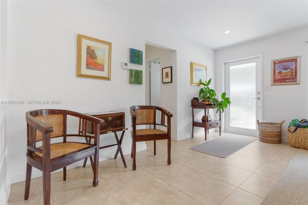 Photo of 1639 NE 27th Dr, Wilton Manors, FL 33334 (MLS # A11993358)