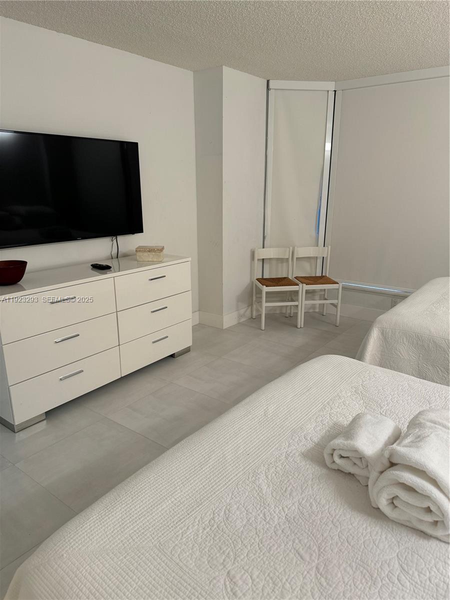 MYSTIC POINTE CONDO NO ON - Residential Lease